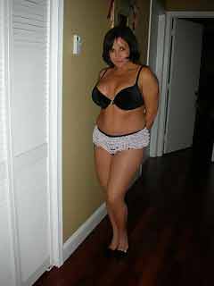 a nude horny girl from Penns Grove, New Jersey