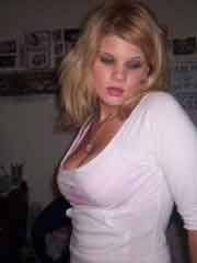 a single woman looking for men in Aynor, South Carolina