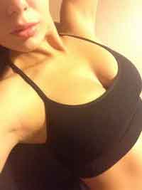 romantic woman looking for men in Godeffroy, New York