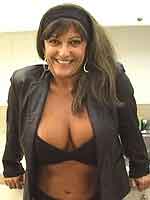 romantic lady looking for men in Oacoma, South Dakota