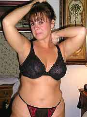 a horny woman from Topton, Pennsylvania